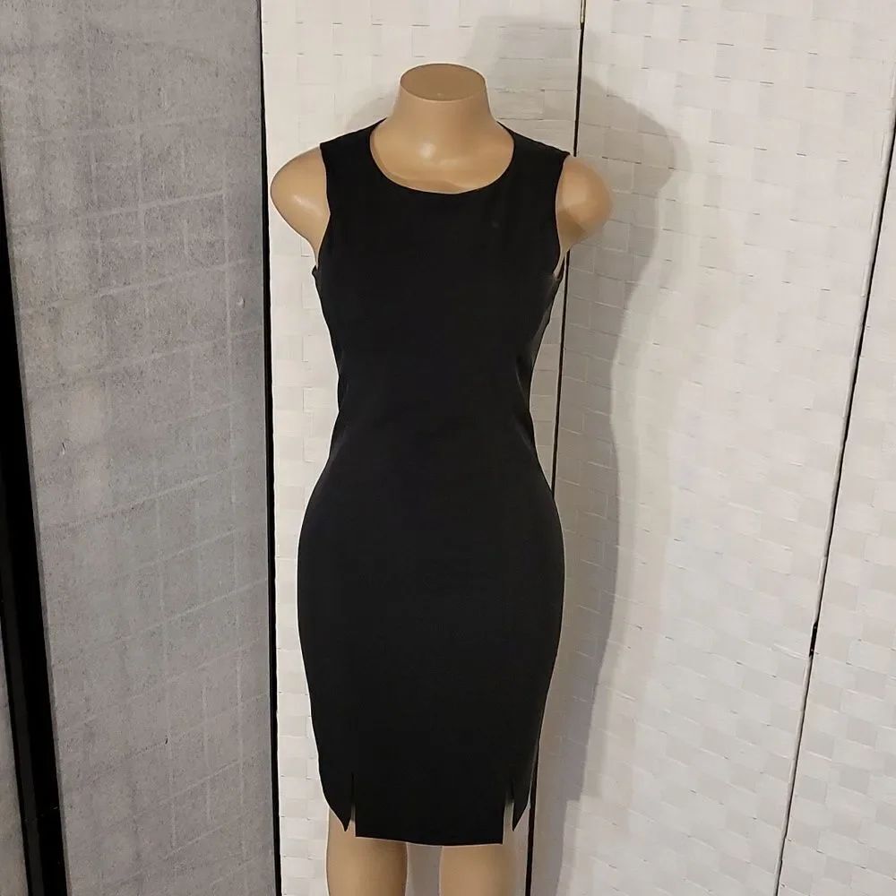 TAGLAI SLEEVELESS SHEATH BODYCON DRESS - Picture 5 of 13